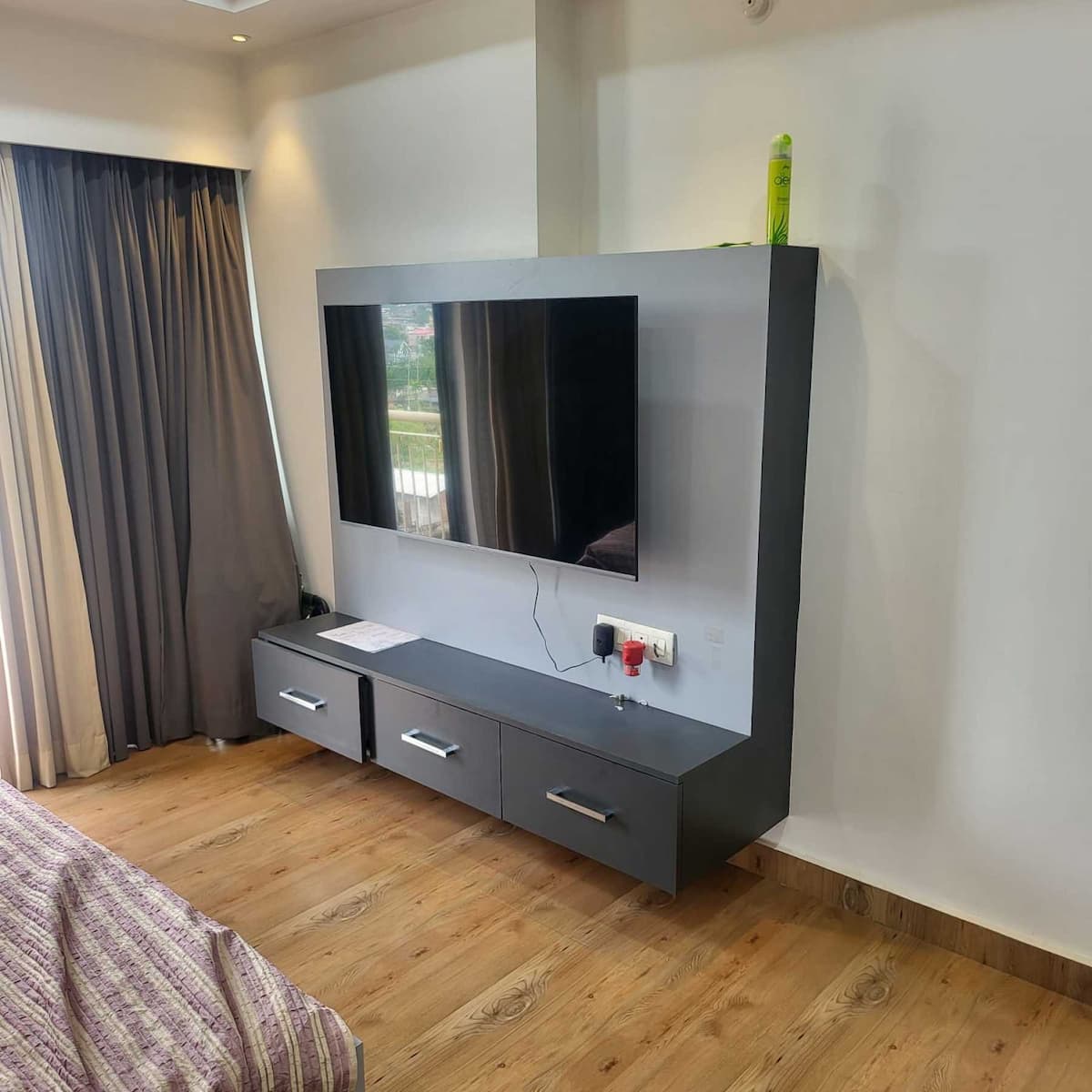 Property Image - 5