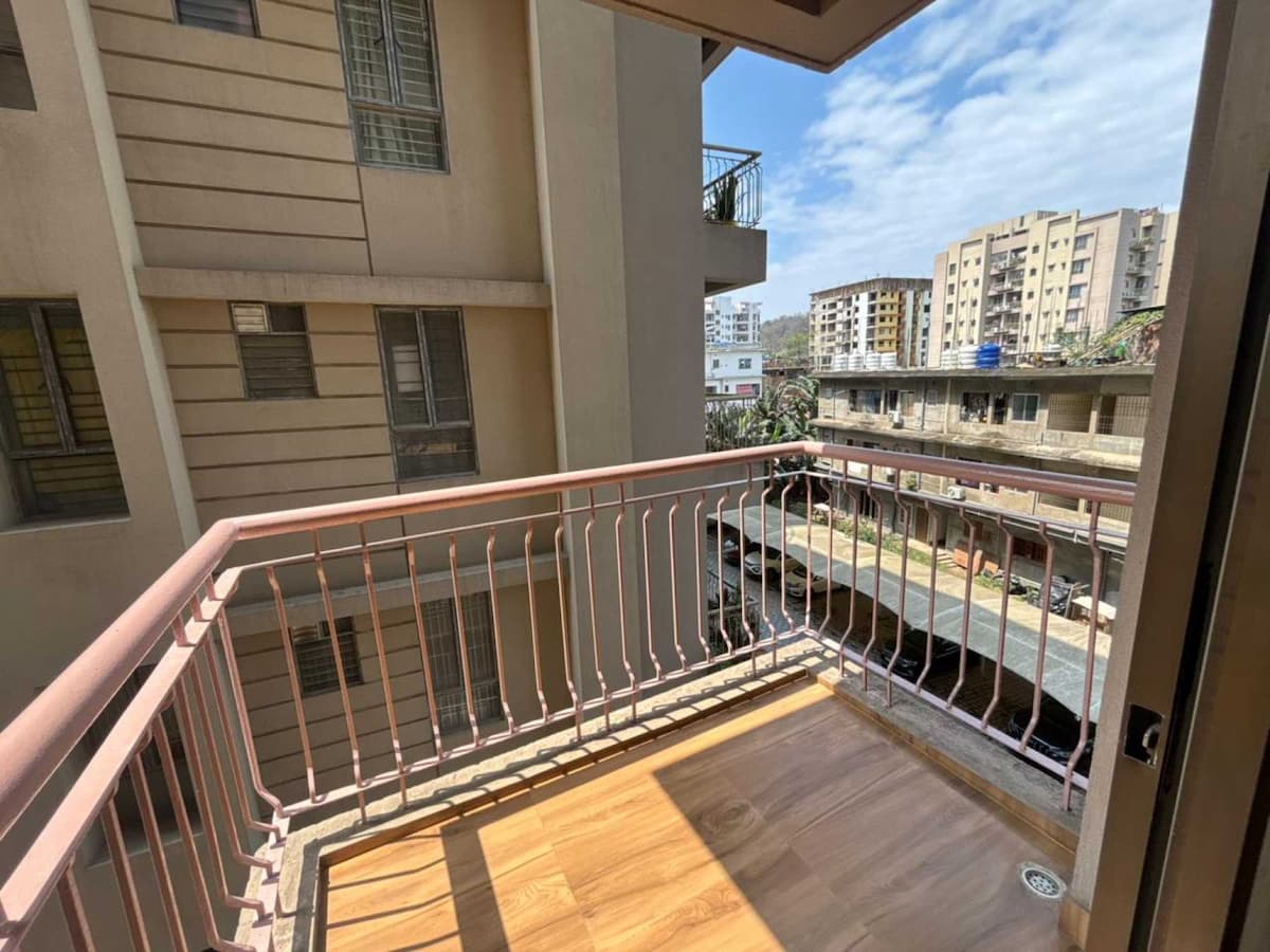 Property Image - 12