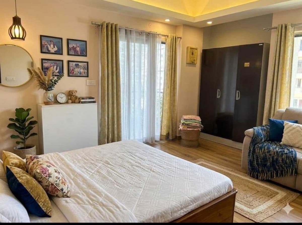 Property Image - 1