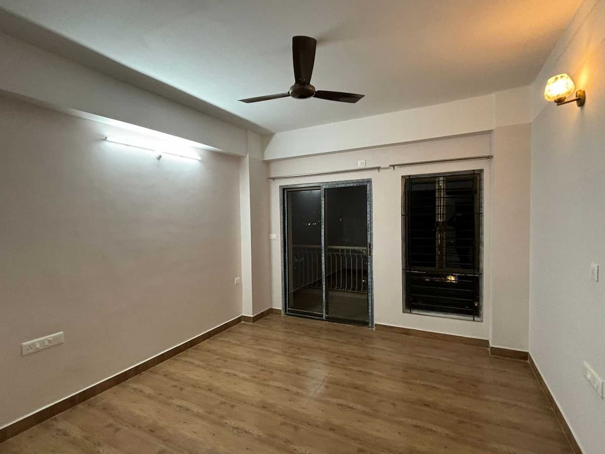 Property Image - 12