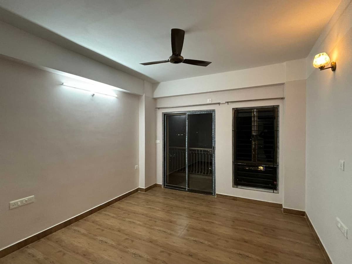 Property Image - 11